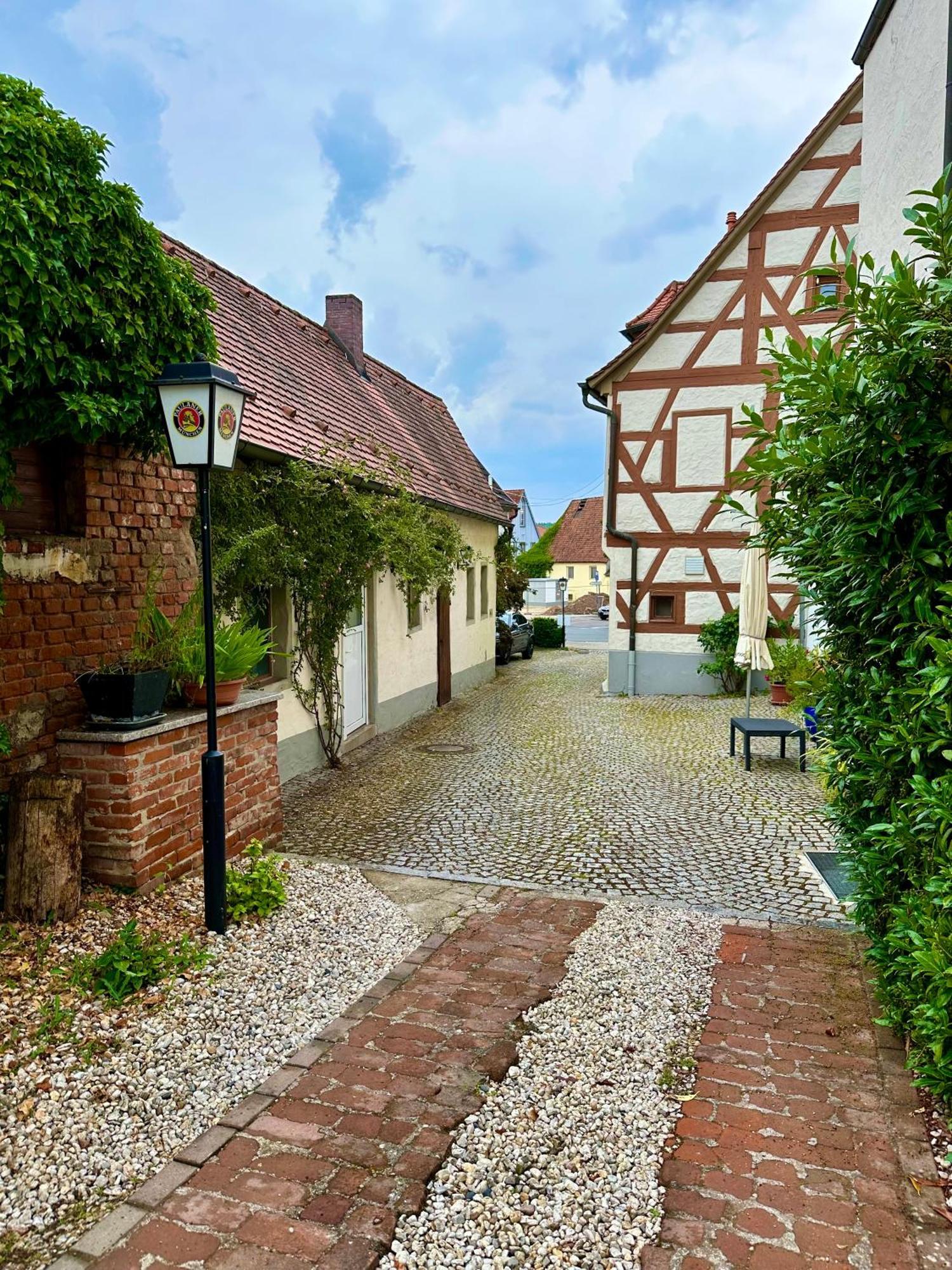 Hotel Kastanienbaum Herzogenaurach Exteriér fotografie